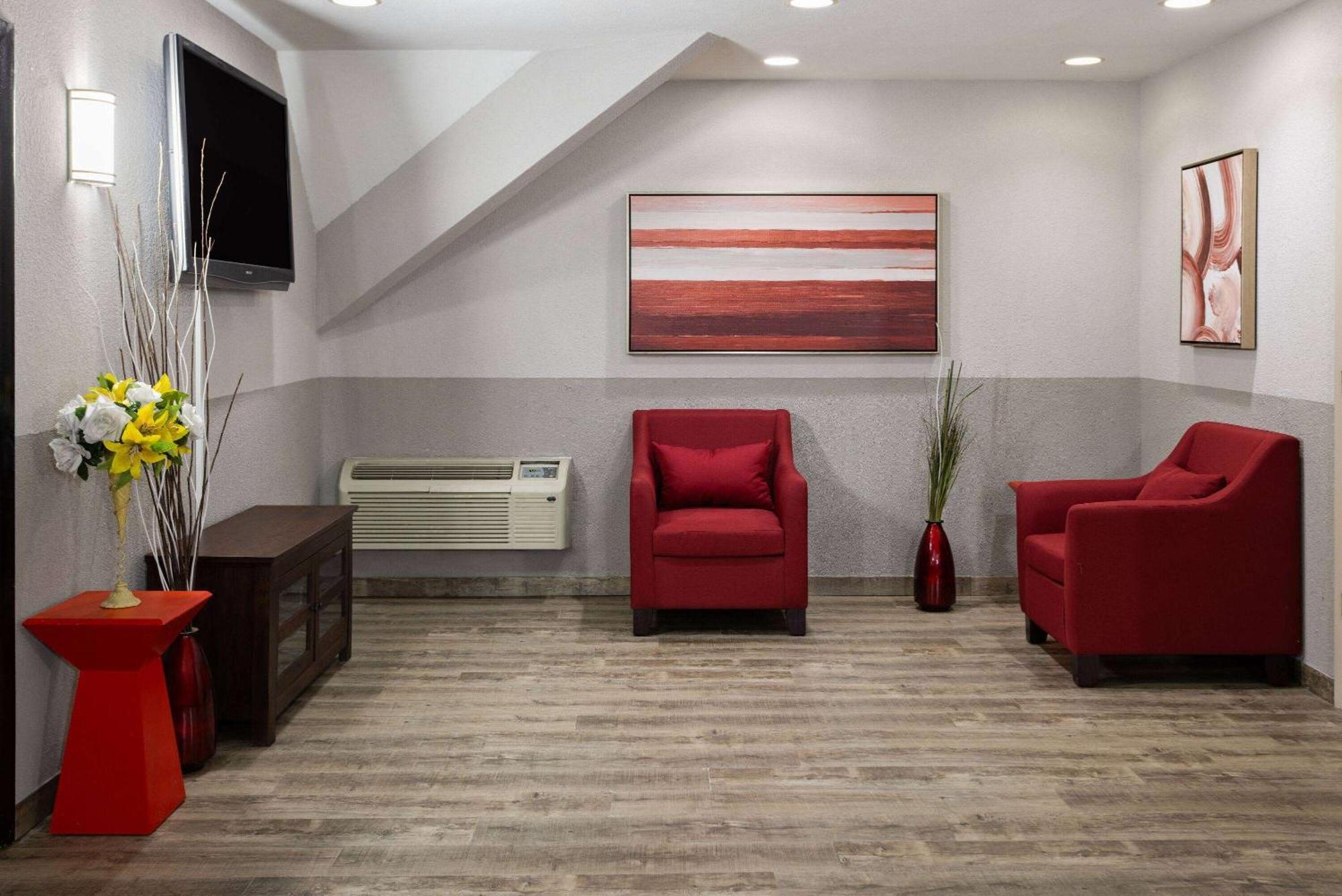 Ramada By Wyndham Parsippany Hotel Exterior photo